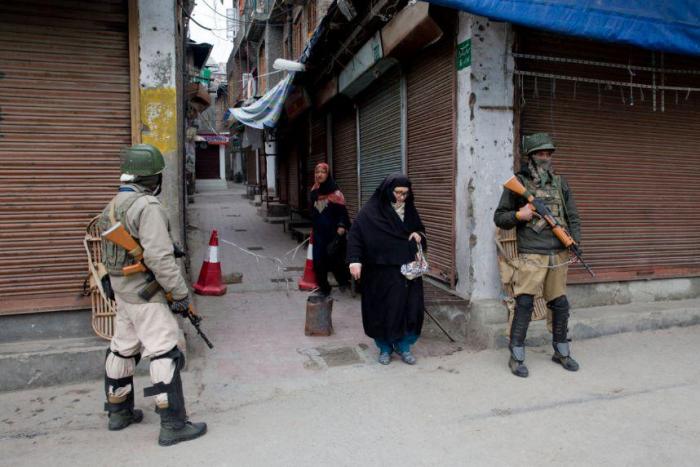 އިންޑިއާއިން 10 އަހަރު ފަހުން ކަޝްމީރުގައި އިންތިޚާބު ބާއްވަން ނިންމައިފި