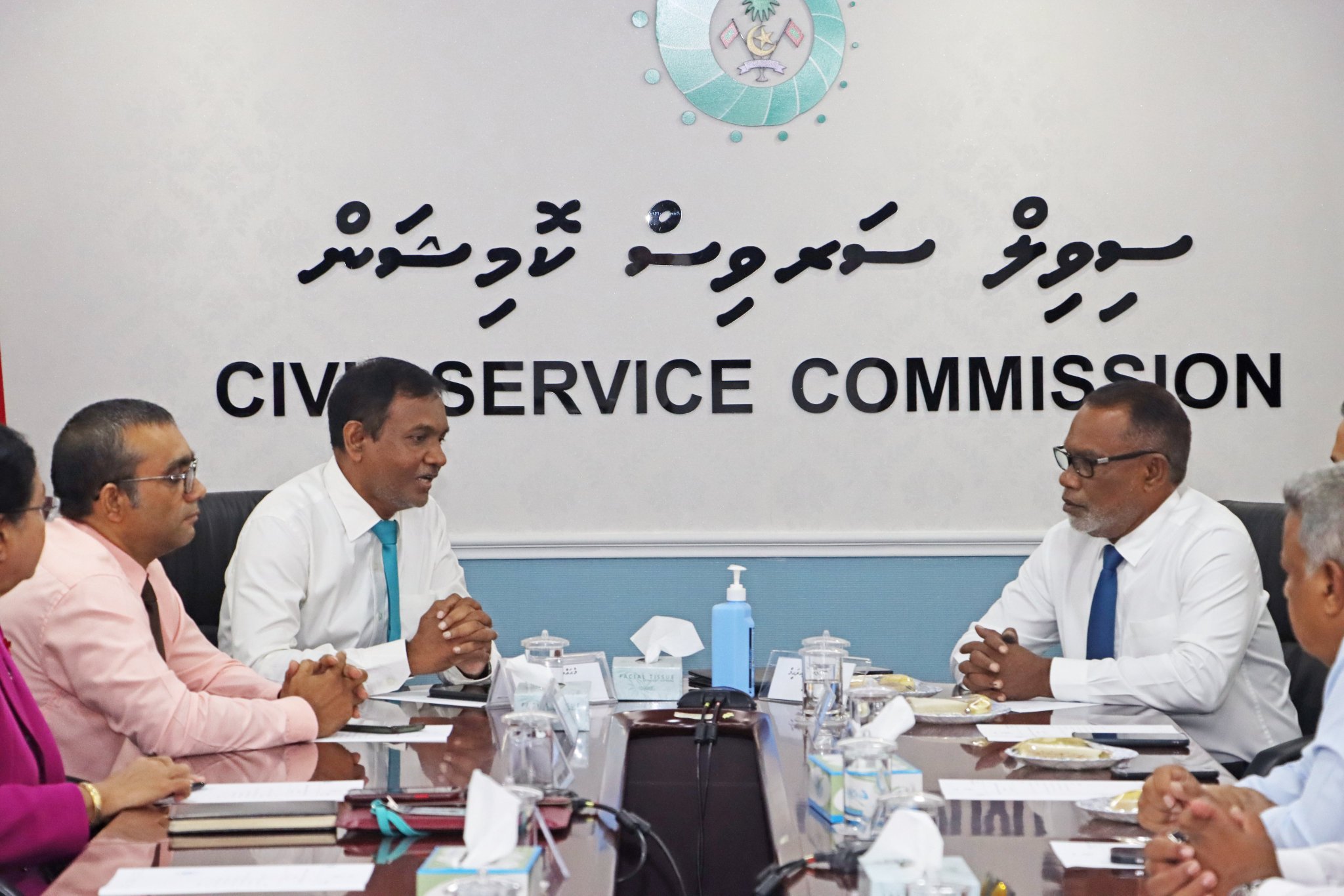 ވެރިކަން ބަދަލުވުމުގެ މަރުހަލާގައި ސިވިލް ސަރވިސްގެ ވަޒީފާތަކަށް މީހުން ނަގަން އުސޫލެއް!