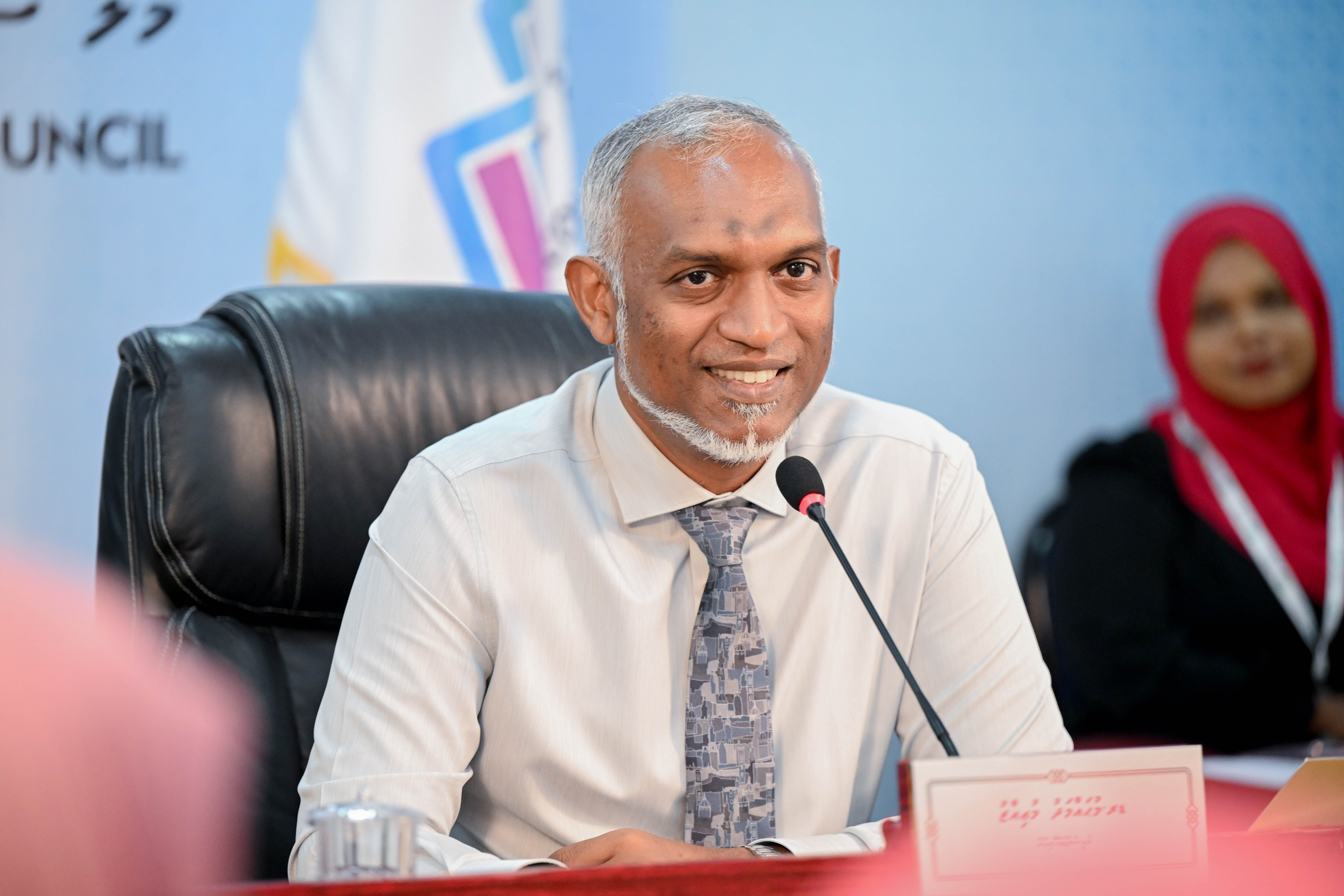 އަހަރަކު ދެފަހަރު ބައި އިލެކްޝަން ބާއްވާ ގޮތަށް ގެނައި އިސްލާހު ރައީސް ތަސްދީގު ކުރައްވައިފި