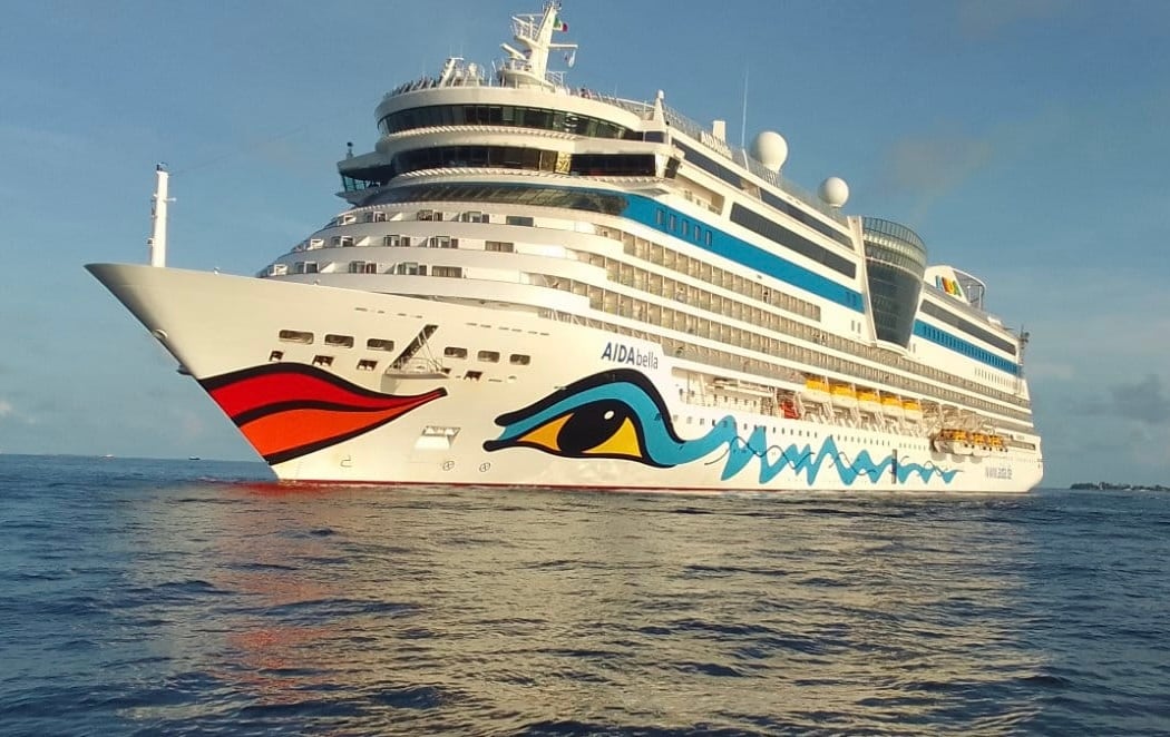 2100 އަށްވުރެ ގިނަ ފަތުރުވެރިންނާއެކު ކްރޫޒް ލައިނާއެއް މާލެއަށް ބަނދަރުކޮށްފި