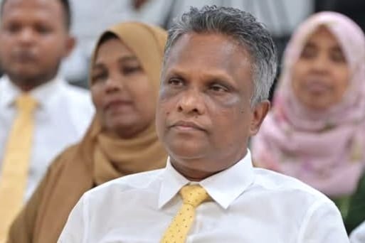 ކަރަންޓް ކެނޑުމުން ރައްޔިތުންނަށް ދިމާވި ދަތިތަކާ މެދު މޭޔަރު އާޒިމް ކަންބޮޑުވުން ފާޅުކުރައްވައިފި