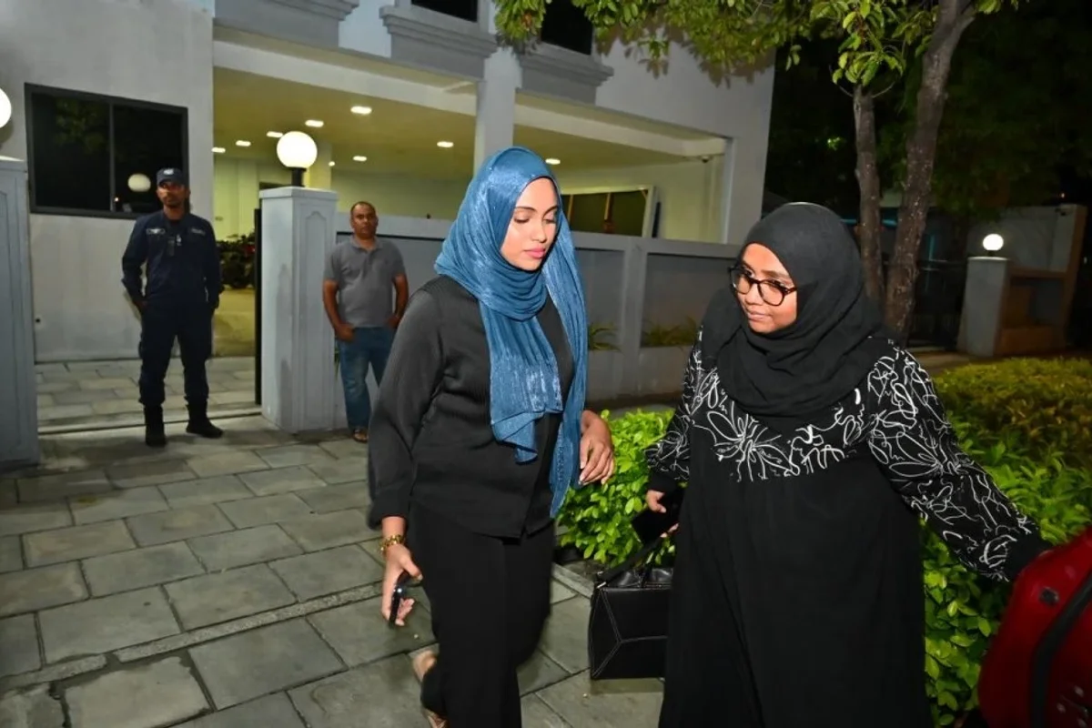 އީޝާ މިއަދު ހަވީރު ފުލުހަށް ހާޒިރުވާން އަންގައިފި