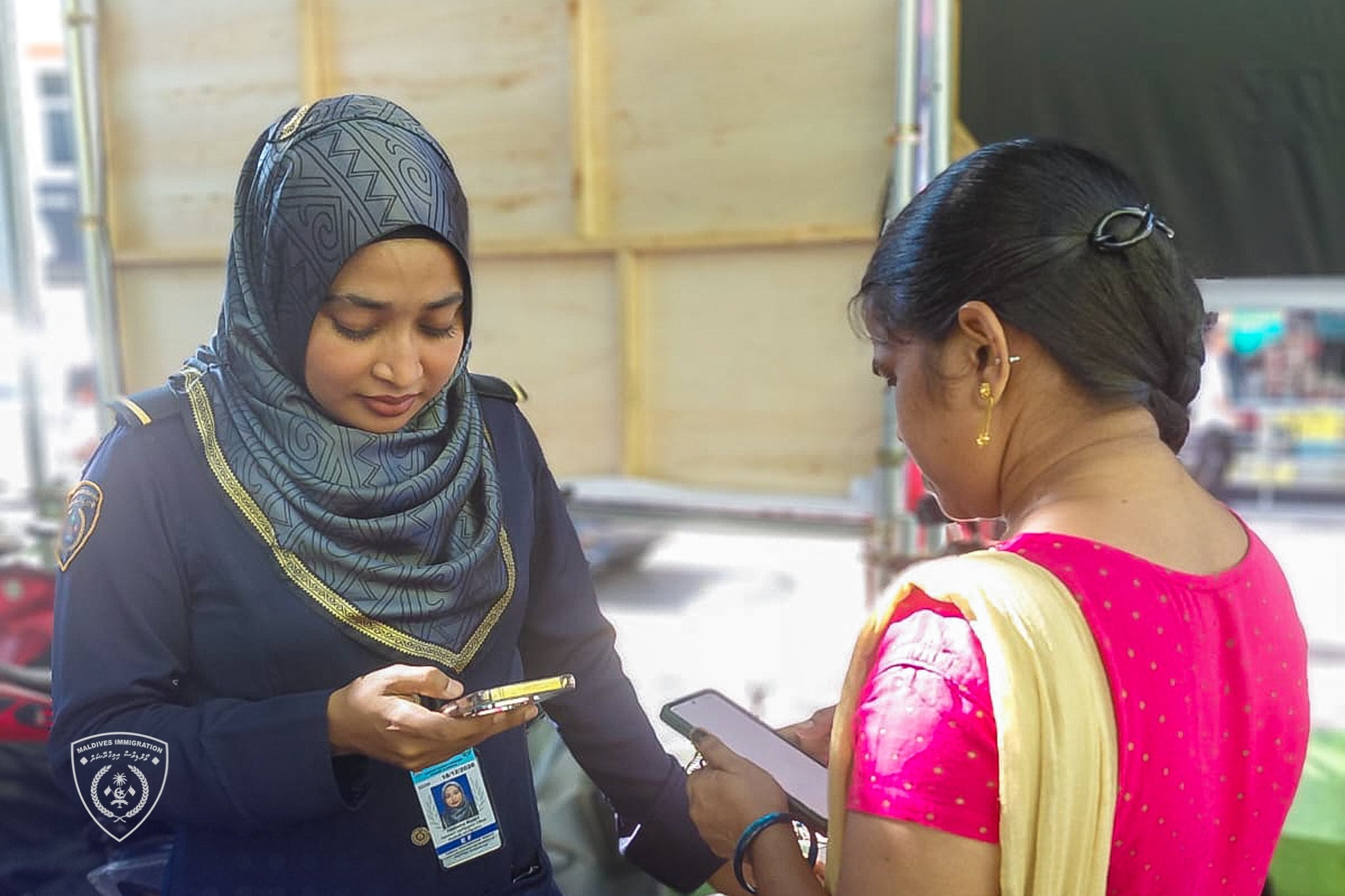 މާލެ ސަރަހައްދުގައި ހިންގި ބޮޑު އޮޕަރޭޝަނެއްގައި 7 ބިދޭސީއަކު އިމިގްރޭޝަންގެ ބެލުމުގެ ދަށަށް