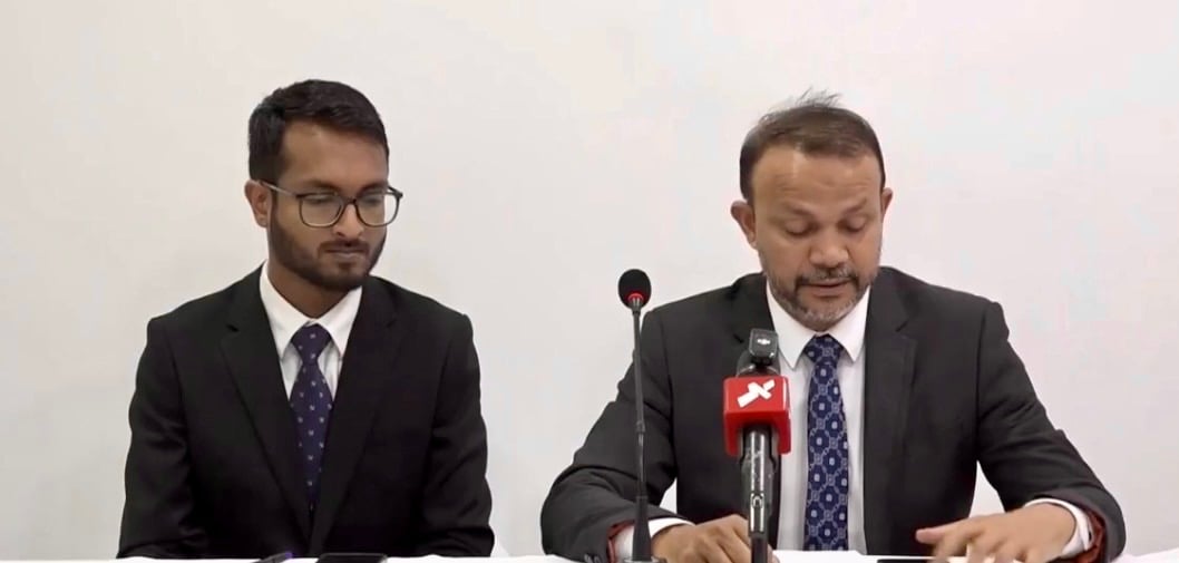 ރިފަރަންޑަމް ބިލް ތަސްދީގުކުރަންޖެހޭ މުއްދަތު ފާއިތުވެފައި ވާތީ ބިލު ބާތިލުކޮށްދޭން އެދި ސުޕްރީމް ކޯޓަށް