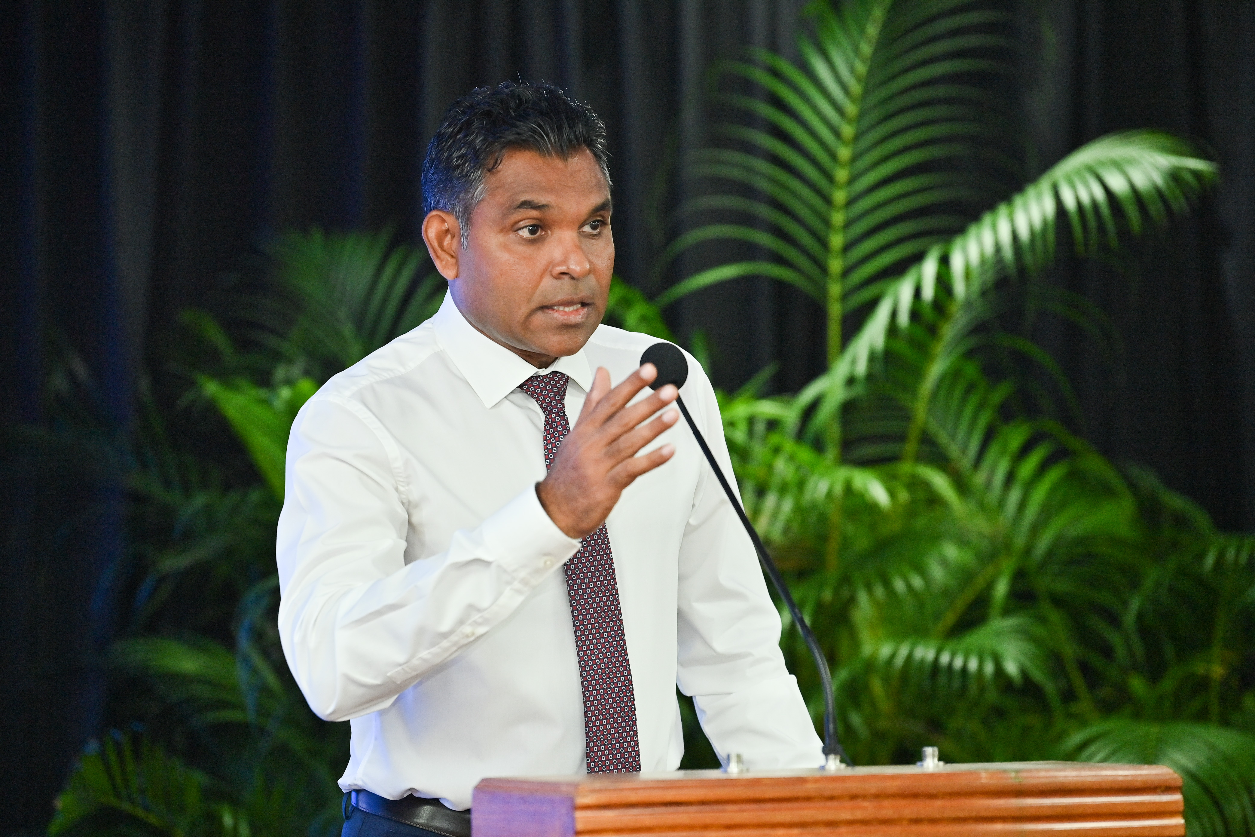 މަގުމަތީގެ ރައްކާތެރިކަމަށް ހޭލުންތެރިކަން އިތުރުކުރުމަށް މަސައްކަތްކުރަންޖެހޭ: ފައިސަލް