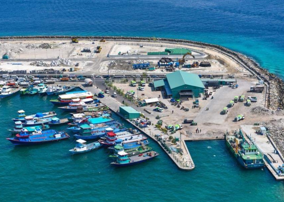 ނީލަން ފިހާރަ ހިންގަން އިންޑަސްޓްރިއަލް ވިލެޖުން ބިމެއް ހޯދަނީ