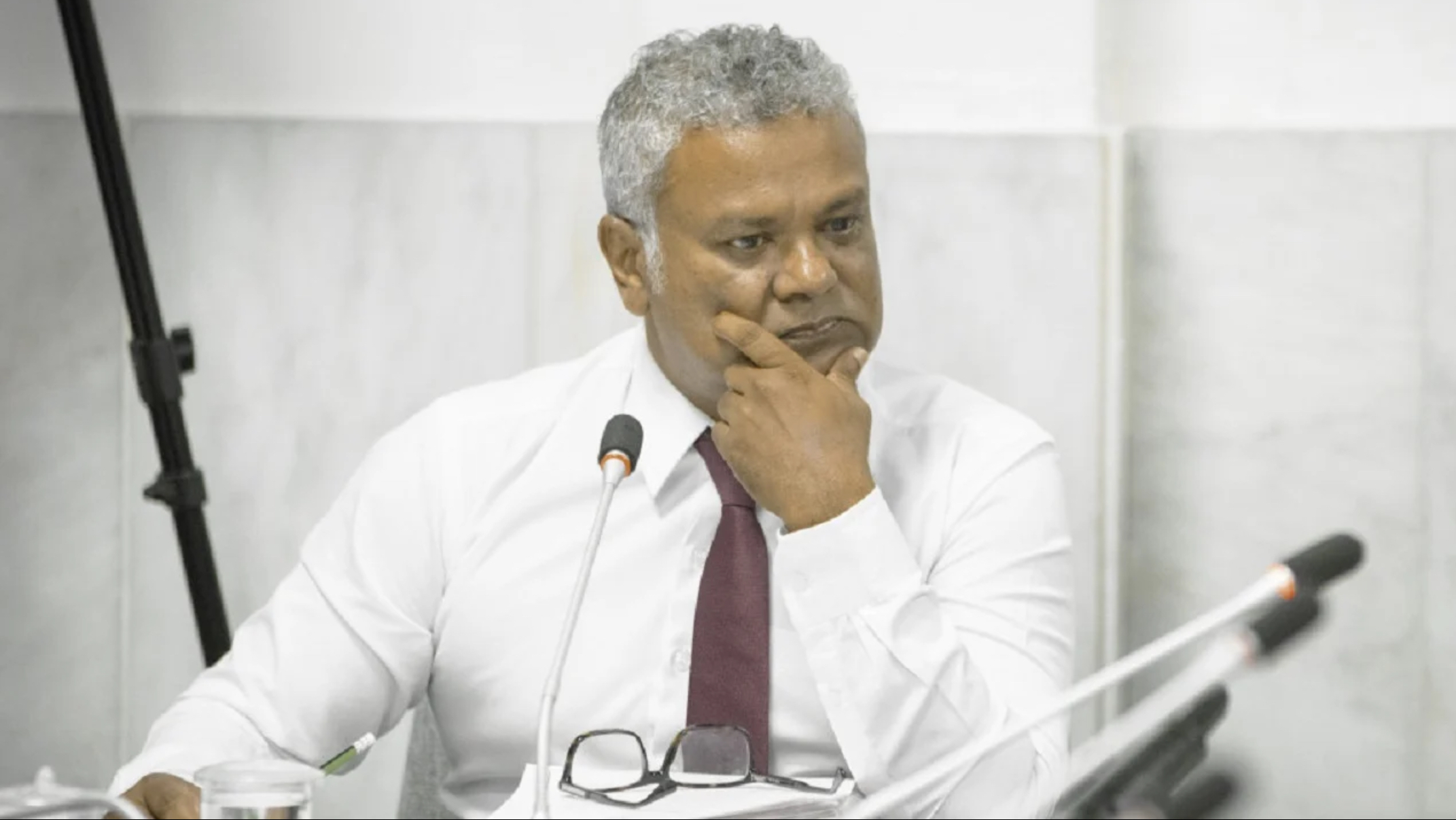 ނިޔާޒް ވިދާޅުވީ ރައީސަށް އޮތް ތާޢީދުފެނި ވާދަވެރިން ގޮތްހުސްވެއްޖެކަމަށް