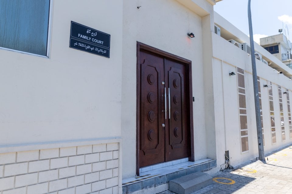 ފެމިލީ ކޯޓަށް ދެ ޤާޟީން އައްޔަނު ކުރަށްވައިފި