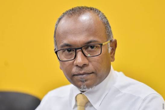 ނިޒާމާ ބެހޭ ސުވާލު ރައްޔިތުންނާ ކުރައްވަން ރައީސް މުއިއްޒަށް ނުކެރޭނެ: ހަސަން ލަތީފު