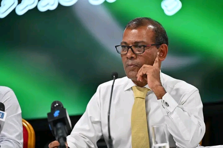 ކުރީގެ ސަރުކާރުތަކުގެ ކޮރަޕްޝަން ބެލިޔަސް، ތިން ރައީސުންގެ މަސައްކަތަށް ހުރަހެއް ނޭޅޭނެ: ރައީސް ނަޝީދު