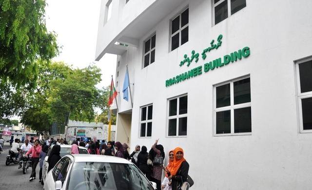 ސާފުތާހިރުކަމުގެ މިންގަނޑުތަކާ ހިލާފަށް ކާބޯތަކެތި އުފައްދަމުން ދިޔަ ތަނެއް ބަންދުކޮށްފި