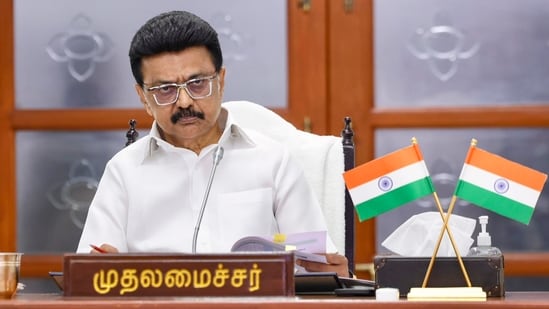 ކީރިތި ރަސޫލާގެ ސިޔަރަތު ޓަމިލްނާޑޫގެ ސްކޫލް މަންހަޖުގައި ހިމަނައިފި