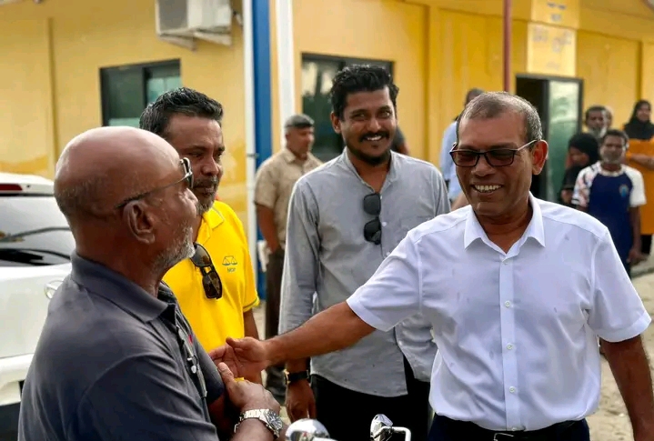 ބާޒާރުން މުދާ މަދުވަމުންދާތީ އިގްތިސާދީ ގޮތުން ވިސްނުންތެރިވާން ރައީސް ނަޝީދު އިލްތިމާސްކުރައްވައިފި