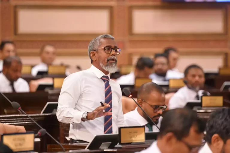 ފެންވަރަން ޖެހެނީ ނުތާހިރު ފެނުން؛ ޑިޖިޓަލް ބިލުގެ ތެރެއިން ވައިކަރަދޫގެ ހަގީގަތް