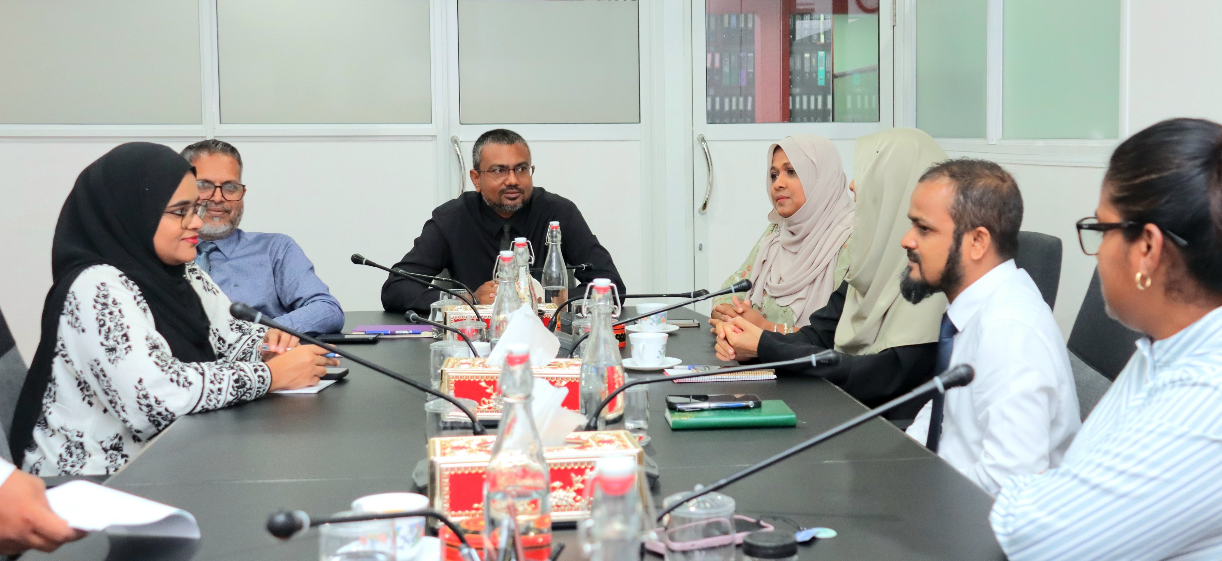 ނޫސްވެރިންނަށް އިންޒާރުދީ، ފުރައްސާރަކުރާ މައްސަލަ މީޑިއާ ކޮމިޝަނުން ހަރުކަށި އިބާރާތުން ކުށްވެރިކޮށްފި