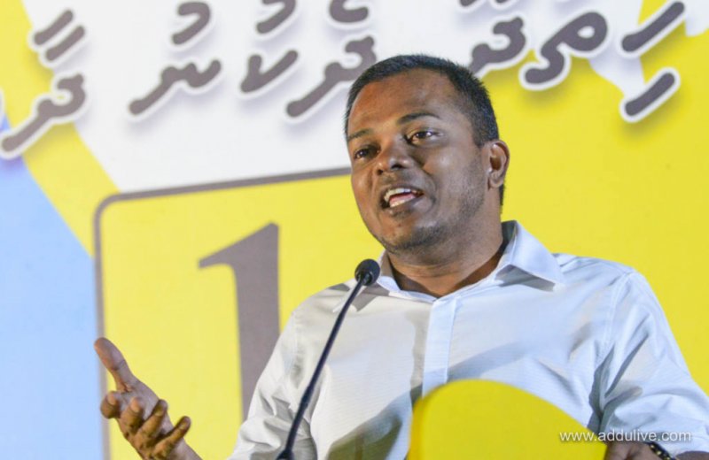 އައްޑޫ ސިޓީގެ މޭޔަރު އަލީ ނިޒާރު