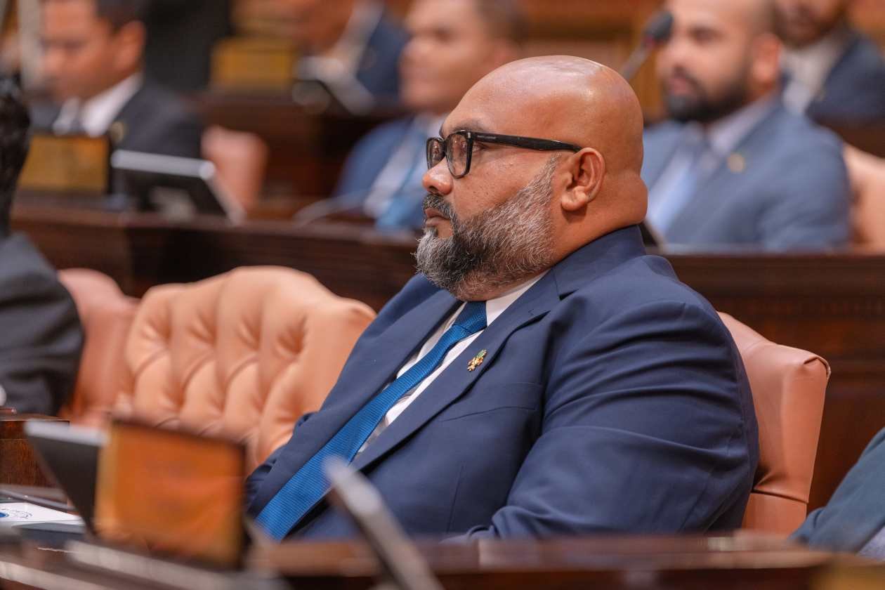 ސަރުކާރުގެ ހަލާކަށް ވާނެހައި ބަޔަކު ކެބިނެޓުގައި ތިބުމަކީ އެމްޑީޕީއަށް ލިބޭނެ ކާމިޔާބެއް: ޝާކިރު