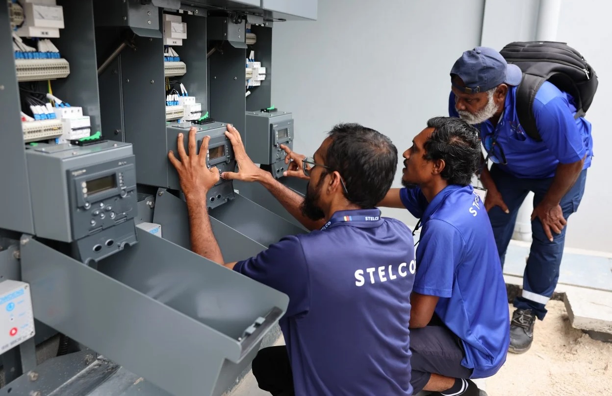 ހުލުމާލޭ ފުރަތަމަ ފިޔަވަހިން ކަރަންޓު ކެނޑުނު ހުރިހާ ސަރަހައްދަކަށް އަލުން ކަރަންޓު ދީފި