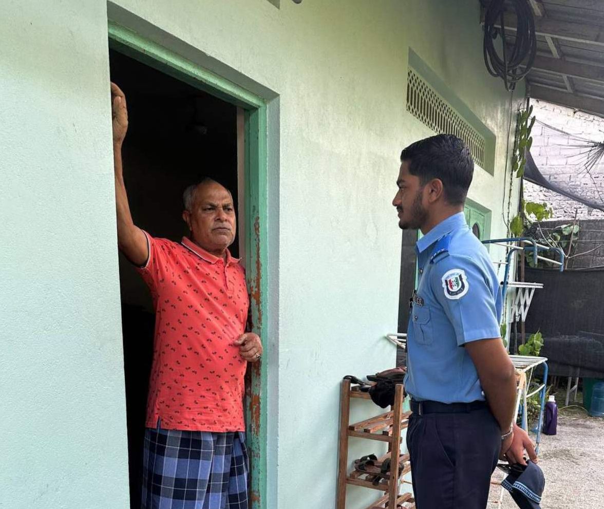 ސްކޭމްތަކާއި ގުޅޭގޮތުން މައުލޫމާތު ދިނުމަށް ފުލުހުން ގޭގެއަށް!