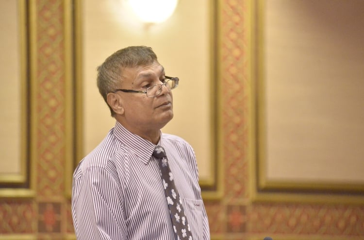 ސިޔާސީވެރިން އަމިއްލަ އެދުން ދޫކޮށް، ބޮޑެތި މައްސަލަތަކަށް ހައްލު ހޯދަންޖެހޭ: ޝަރީފް