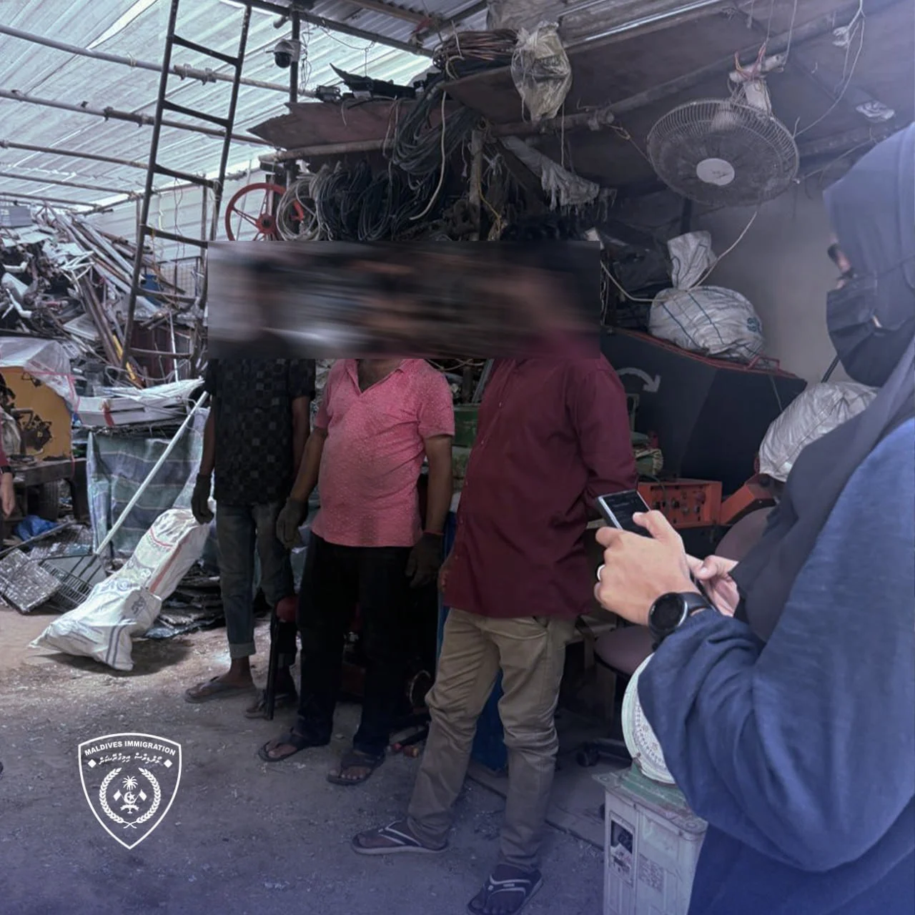 ވިނަރެސް ސަރަހައްދުގައި ނުތާހިރާ އުޅޭ ބިދޭސީން ތަކެއްގެ މައްސަލަ ބަލަނީ