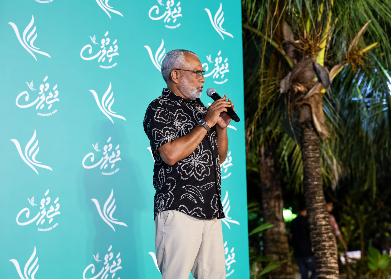 އެންމެ އިންޗިއެއްވެސް ފަހަތަށް ނުޖެހި 2028 ކާމިޔާބުކުރަން ނުކުންނަވާ: ޢަބްދުއްރަޙީމް