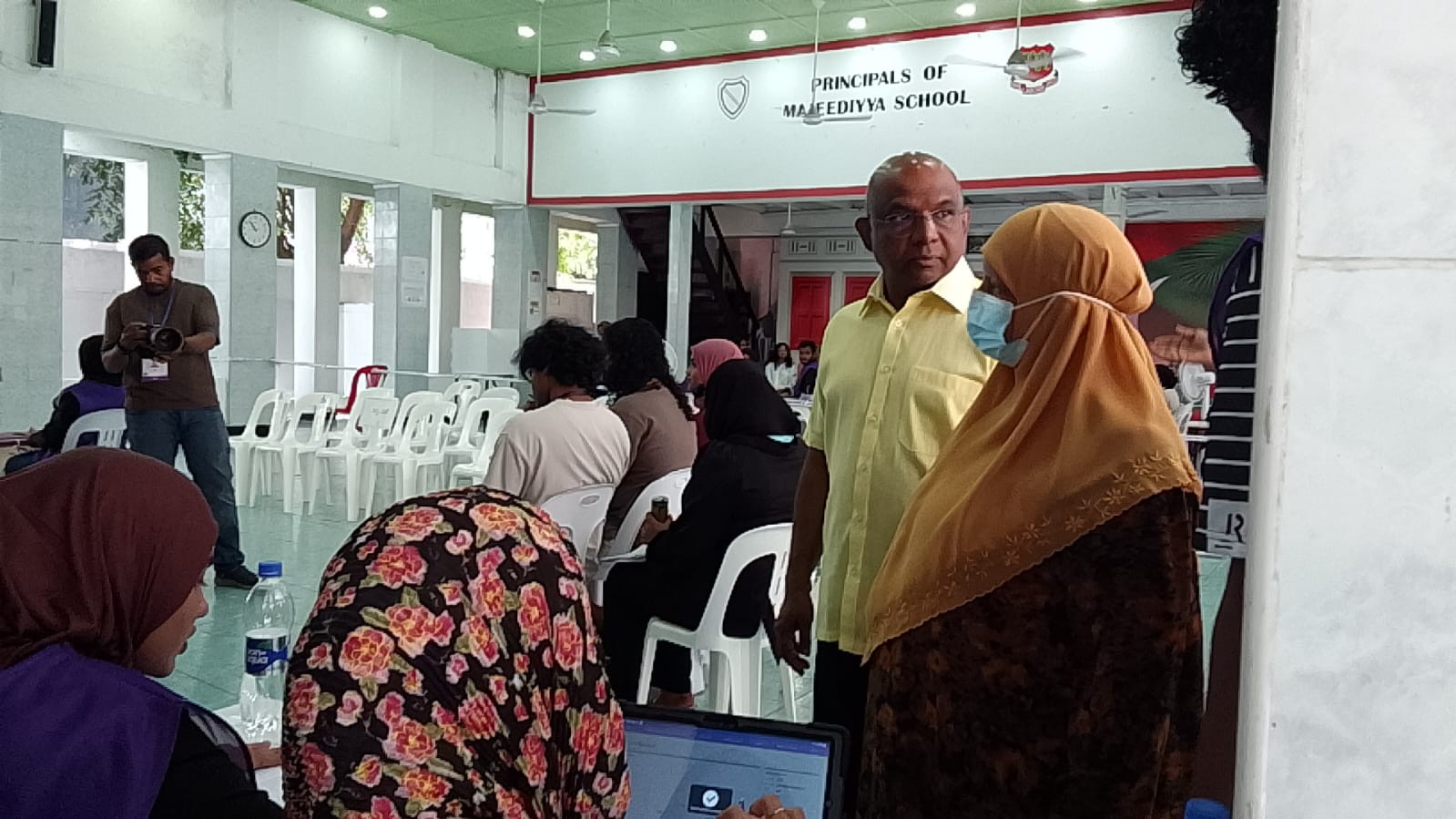 އެމްޑީޕީގެ ރައީސް ޢަބްދުﷲ ޝާހިދު ވެސް ވޯޓުލައްވައިފި