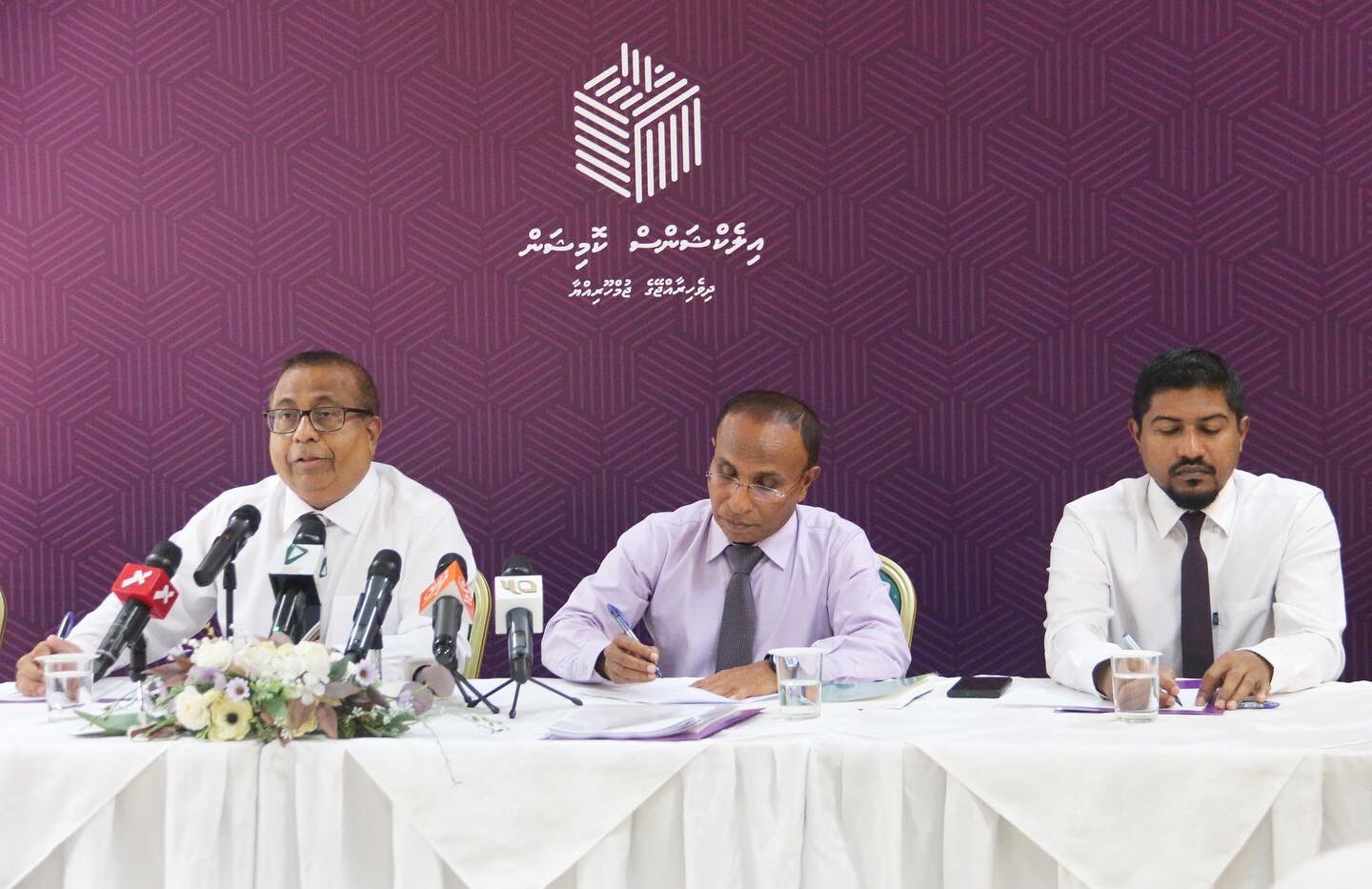 އިންތިޚާބީ މަރުކަޒުގެ ގޮތުގައި ދިވެހިރާއްޖޭގެ އަޑުގެ އިމާރަތް ދޫކުރަން ނިންމައިފި