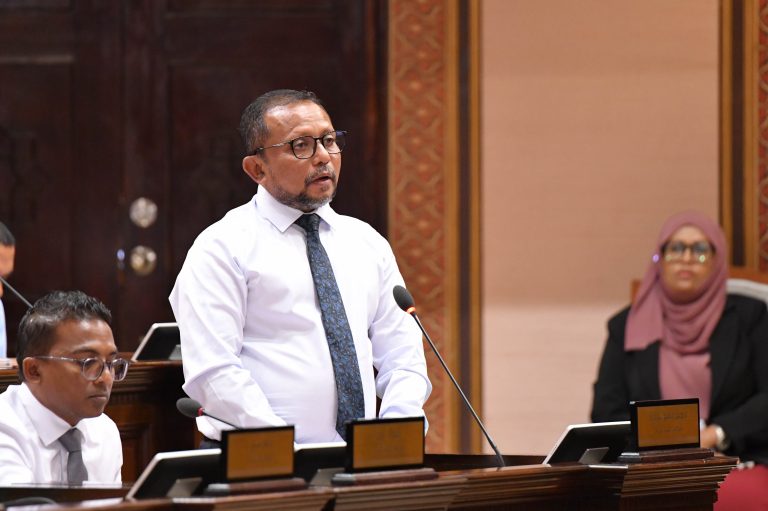 އީ-ވޯޓިން ނިޒާމެއް ތައާރަފުކުރުމުގެ އެއްވެސް ވިސްނުމެއް ނެތް: މުސްޠަފާ