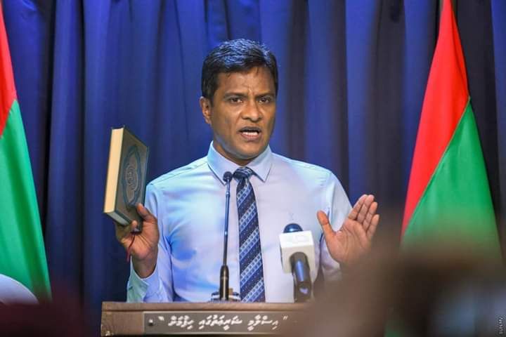 ކޮރަޕްޝަންގެ ކެންސަރުން ދައުލަތް ސަލާމަތްކުރެވޭނީ އިސްލާމީ ޝަރީއަތް ތަންފީޒުކޮށްގެން: އުމަރު