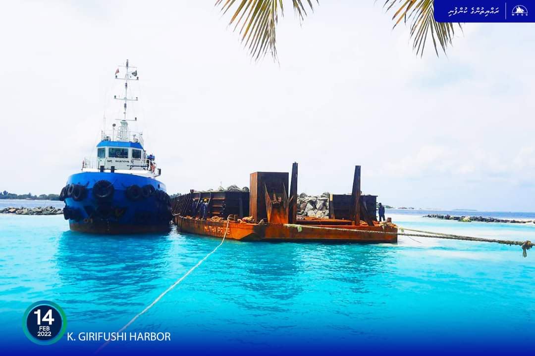 ގިރިފުށީ ބަނދަރު: މިހާރު ކުރިއަށްދަނީ ބޭރުތޮށީގެ ބެޑް ތައްޔާރުކުރުމުގެ މަސައްކަތް