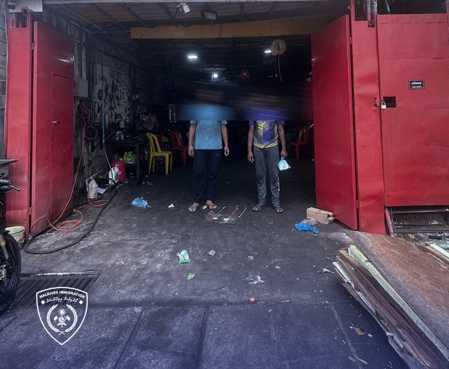 ޑެލިވަރީ ކުރާ ތަނަކުން 11 ބިދޭސީން އަތުލައިގެންފި