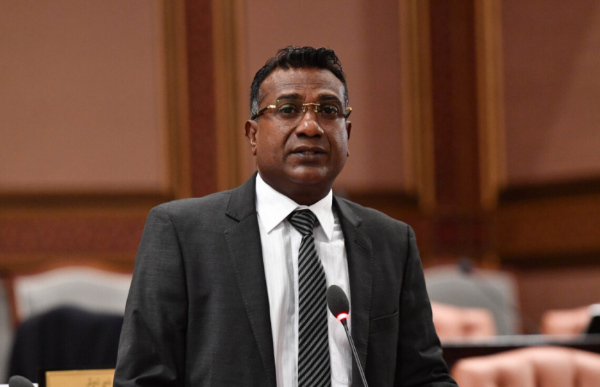 ބޭރުގެ ހޮސްޕިޓަލްތަކާއި ގުޅިގެން އާސަންދައިން އިސްރާފުކުރުން ހުއްޓުވަންޖެހޭ: ޖާބިރު