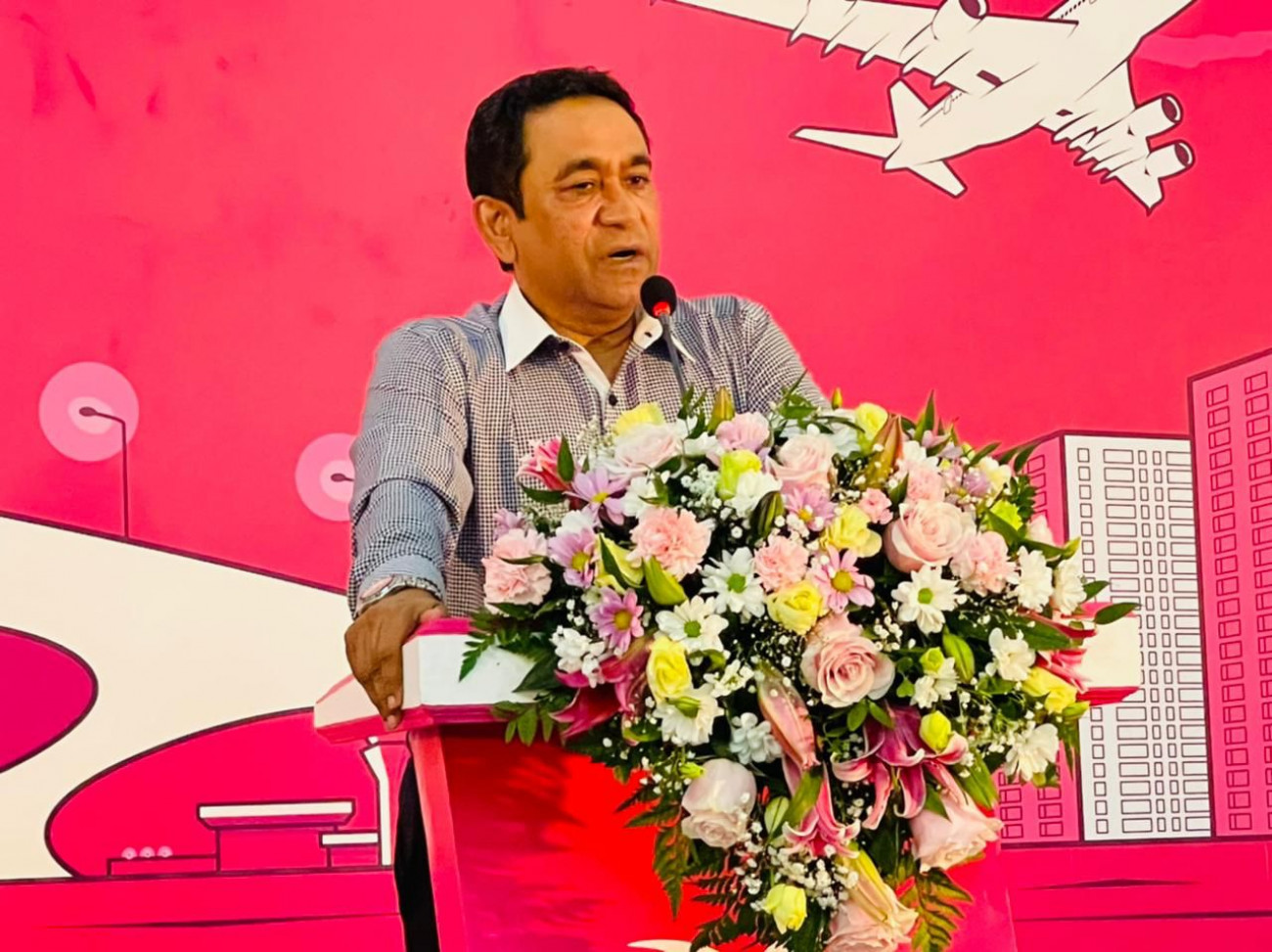 ހިތުގައި އޮތީ "އިންޑިއާ އައުޓް"؛ ޝުއޫރަކަށް ބަދަލެއް ނާދޭ: ޔާމީން