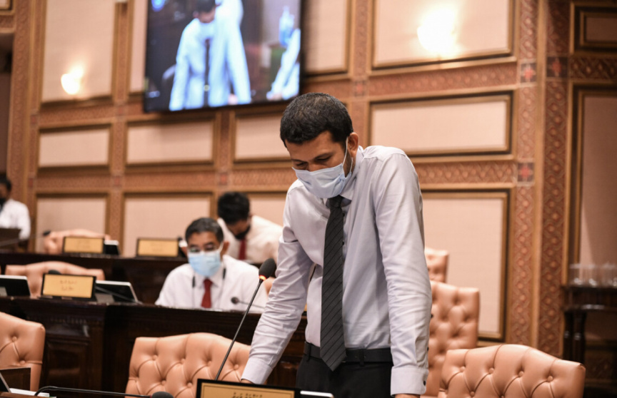 މެންބަރު ވައްޑެގެ ރައްދު؛ ޤައުމު ދަރުވާލުމުގައި ޖަލީލުވެސް ޒިންމާ ނަންގަވަންޖެހޭ