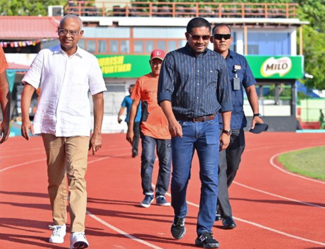 2 ކެނޑިޑޭޓުންގެ ސަޕޯޓަރުންވެސް ރީތި ކެމްޕެއިނެއް ކުރުމަށް މަހްލޫފް ގޮވާލައިފި