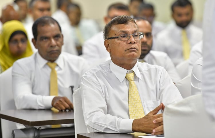 ރިކަރަންޓް ޚަރަދު ކުޑަކުރެވޭނީ މުވައްޒަފުންގެ މުސާރަ ކުޑަކޮށްގެން، އެކަމެއް ނުވާނެ: ޝަރީފް