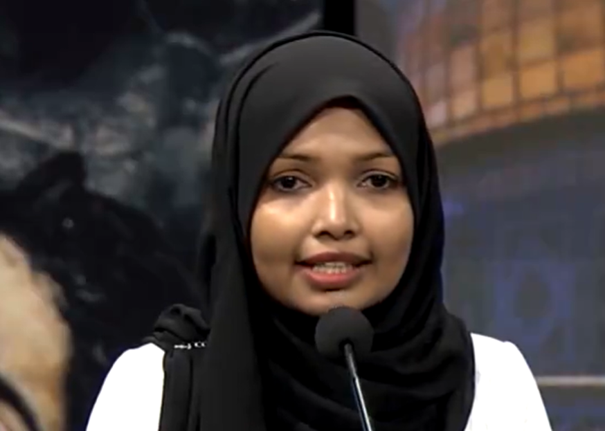 ޣައްޒާއަށް އެހީވާ ޓެލެތޯންގެ 13 ފަންޑު ފޮށި މާލޭގައި