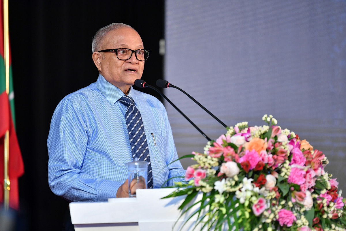 ރައީސް މައުމޫން ހޮސްޕިޓަލުން ދޫކޮށްލައިފި