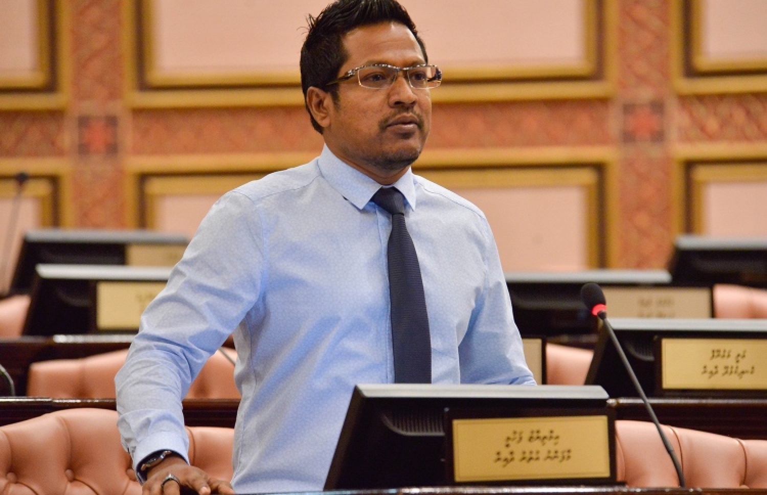 ވަކިމީހަކަށް ލާދީނީ ނުވަތަ ކާފަރެކޭ ނުބުނެވޭ ސަބަބު އިންތި ހާމަކުރައްވައިފި