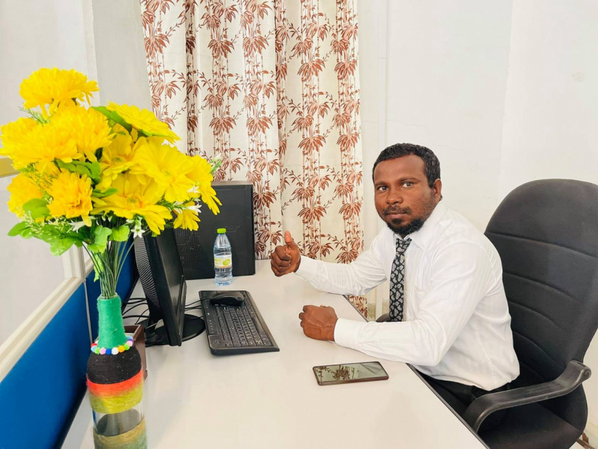 ކޮމަންޑޫ ގޮނޑިއަށް އިންތިހާބުވި ރާޝިދު ހުވާކުރުން މާދަމާ