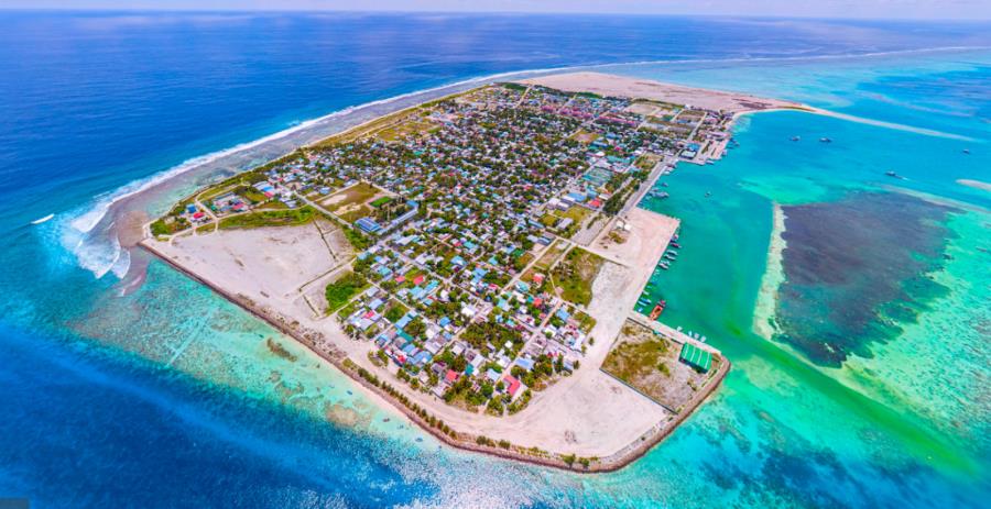 ތިނަދޫގައި ތޫނު އެއްޗަކުން ހަމަލާދީ މީހަކު ޒަހަމްކޮށްލައިފި