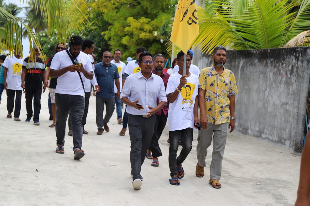 ހުސްއަތާ ނުކުމެ، ވާދަކުރަން ޖެހުނީ މުޅި ދައުލަތާއި ނުފޫޒުތަކާ: އިންތި