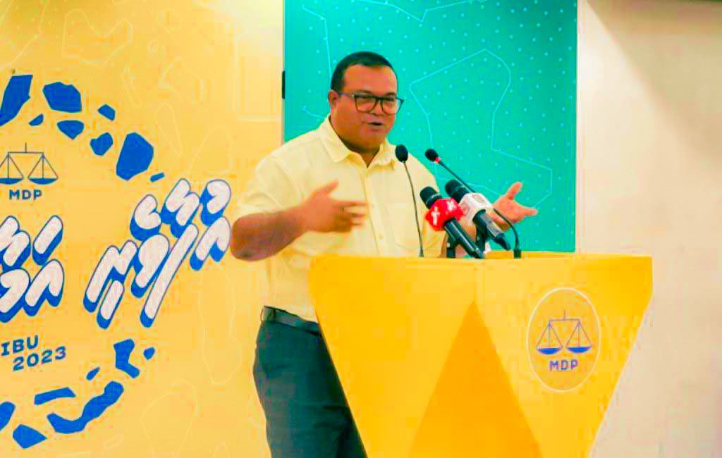 ތަރައްގީގެ ރޮނގުން ގެންނަމުންދަނީ ހިޔާލަށްވެސް ނުގެނެވޭވަރުގެ ބޮޑު ބަދަލެއް: އަސްލަމް