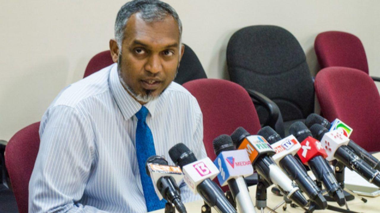 އެމްޑީޕީ މެންބަރުން ހަދަނީ ދޮގު؛ ސިފައިންނާ ފުލުހުންގެ ފުލެޓުތަކާއި ގުޅުމެއް ނޯންނާނެ: ޑރ.މުޢިއްޒު