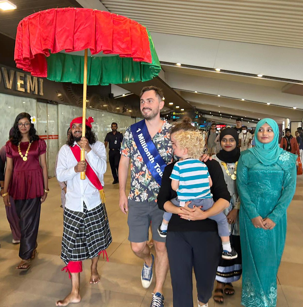 މިއަހަރު މިހާތަނަށް ރާއްޖެއަށް ބައި މިލިއަން ފަތުރުވެރިން ޒިޔާރަތްކޮށްފި