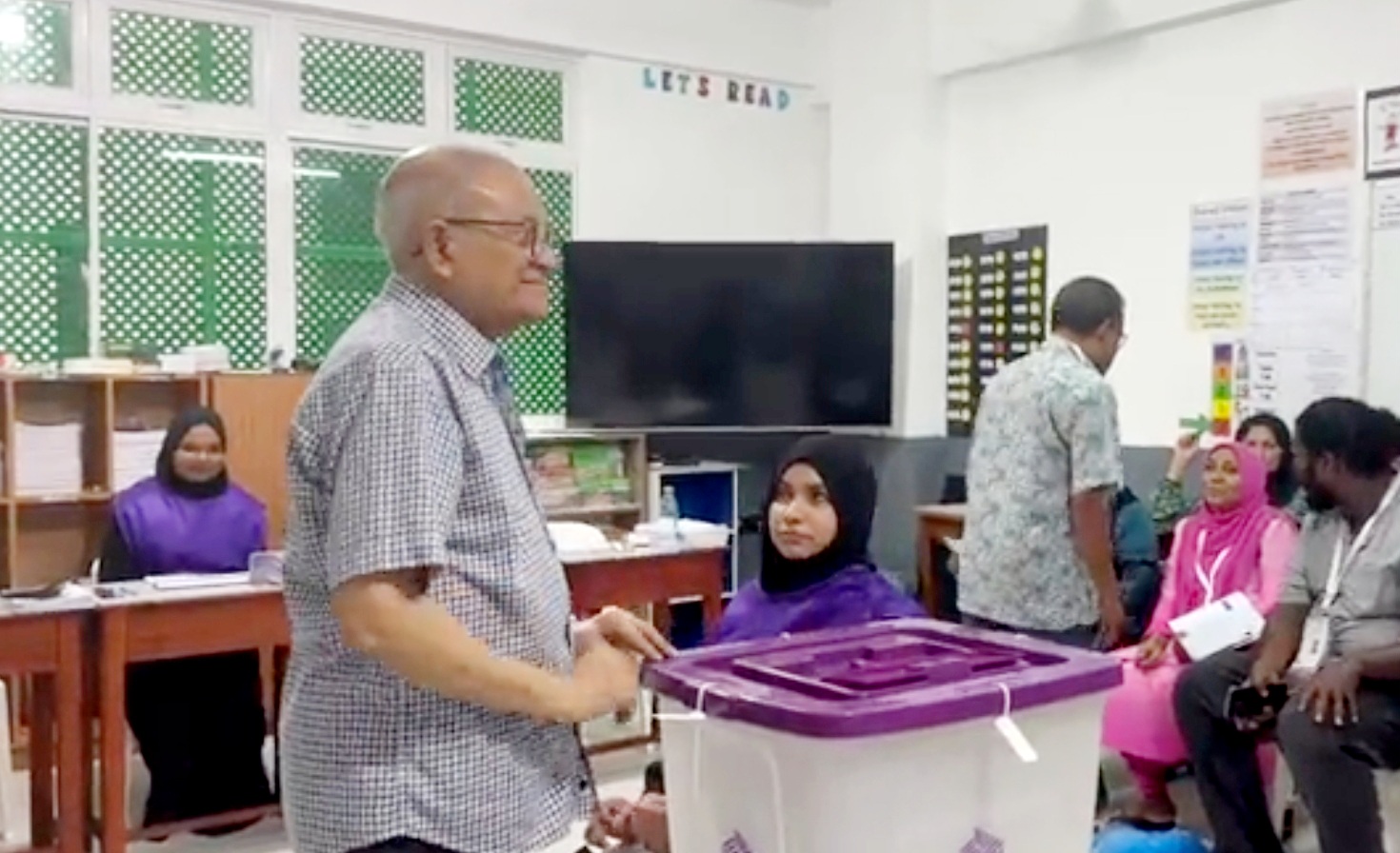 ކުރީގެ ރައީސް މައުމޫން ވޯޓު ލައްވައިފި