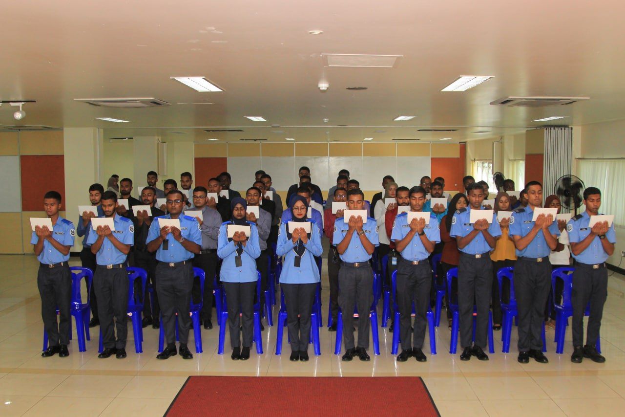 ފުލުހުންގެ ޚިދުމަތާ އަލަށް ގުޅުނު 47 ފުލުހުން ހުވާކޮށްފި