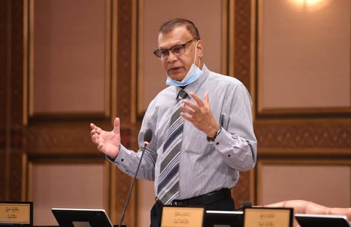 އިގުތިސާދީ ފުން ވަޅުގަނޑަކަށް ނުވެއްޓި ސަލާމަތްވީ ސަރުކާރުގެ ސިޔާސަތުގެ ސަބަބުން: ޝަރީފް