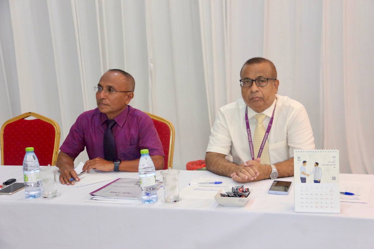 2024 ވަނަ އަހަރު ރައްޔިތުންގެ މަޖިލީހަށް 6 ގޮނޑި އިތުރުވޭ: އީސީ